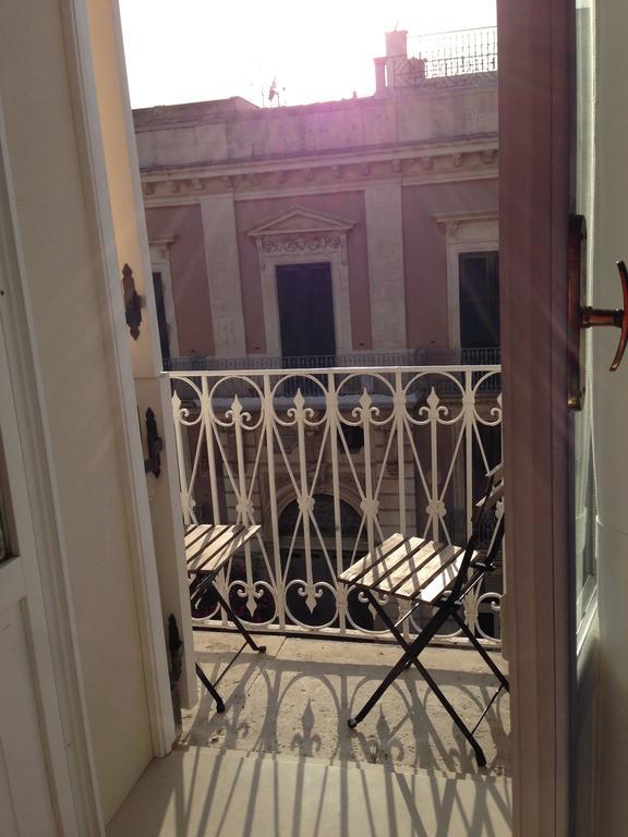 Casa Luthi Apartment Syracuse Bagian luar foto